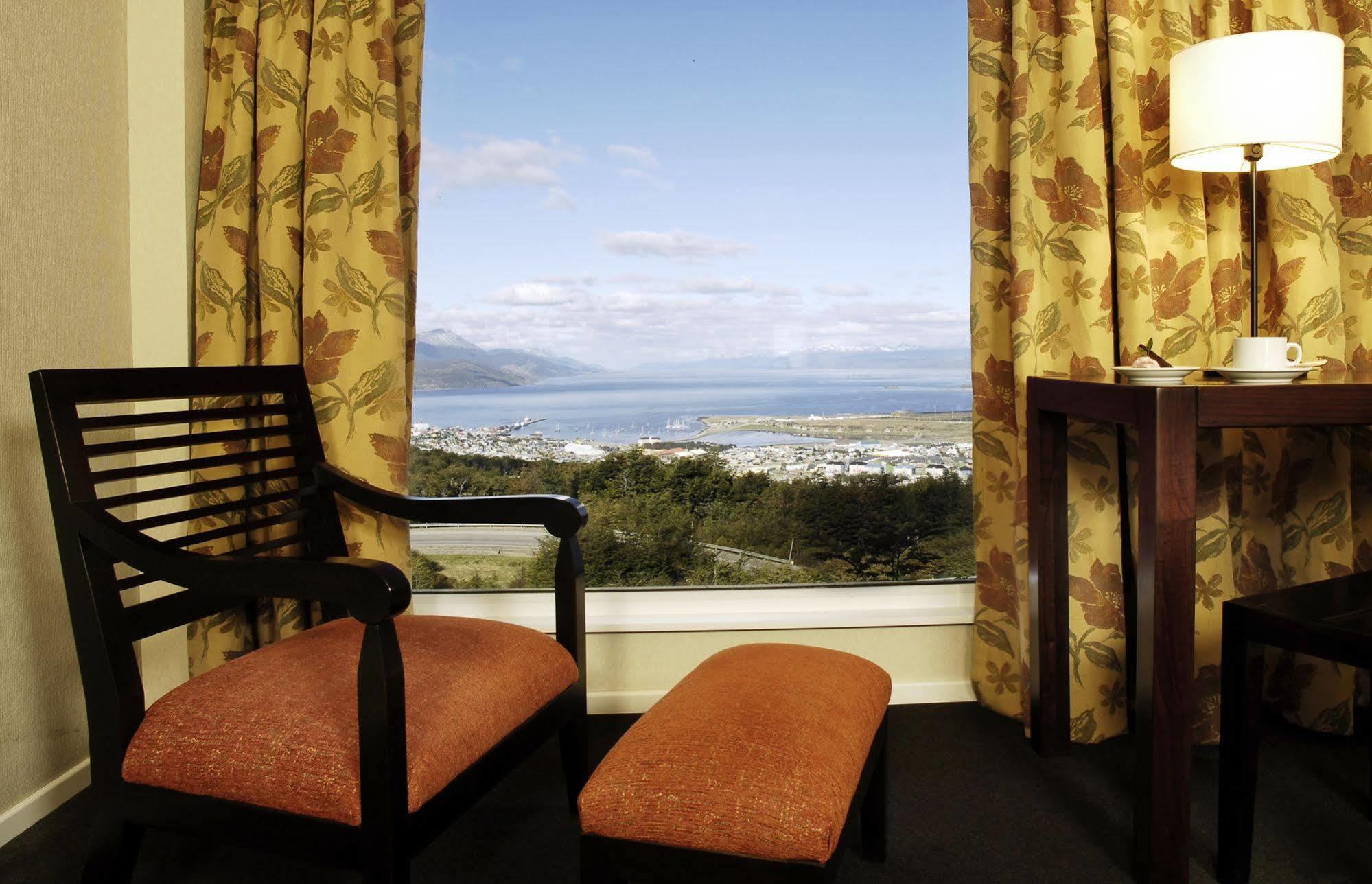 Los Acebos Ushuaia Hotel Extérieur photo